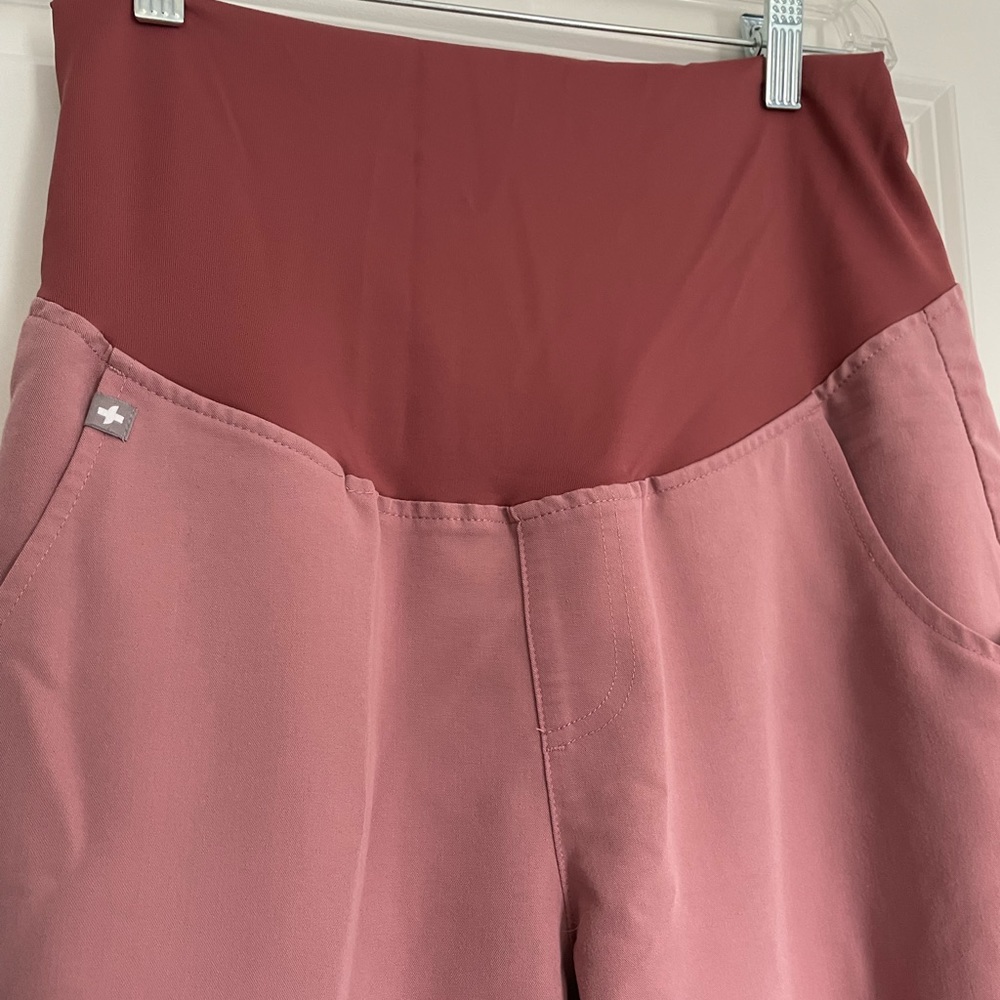 Figs Zamora Jogger Maternity Scrub Pant Medium Petite Mauve